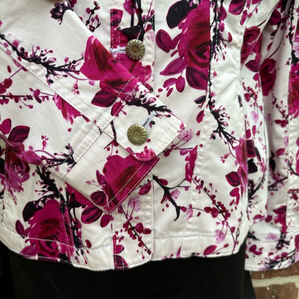 Live A Little Buttons White hot pick floral Jacket Size Small - Picture 4 of 6